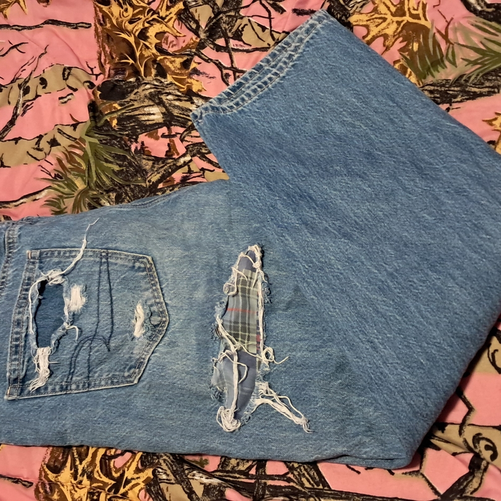 Classic Blue Distressed Men's Jeans